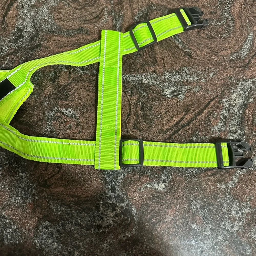 No-pull pet harness size Large